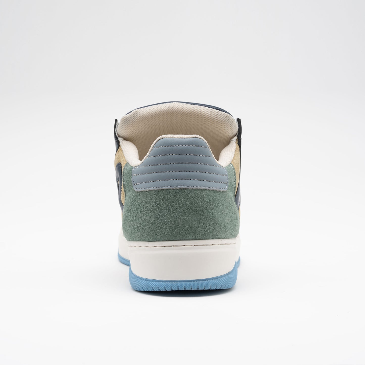 
                  
                    AGR Apple Sneaker
                  
                