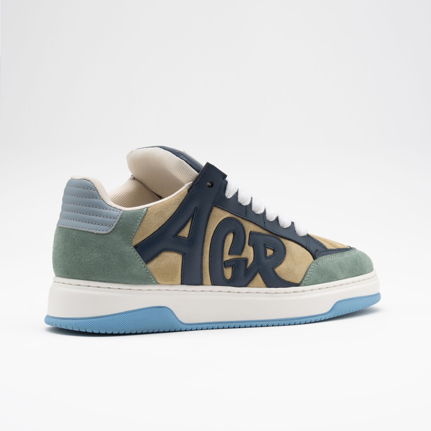 
                  
                    AGR Apple Sneaker
                  
                